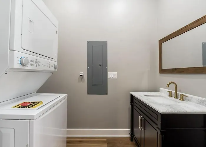 Сasa de vacaciones New Build Hot Tub Dtown Shortnorth *