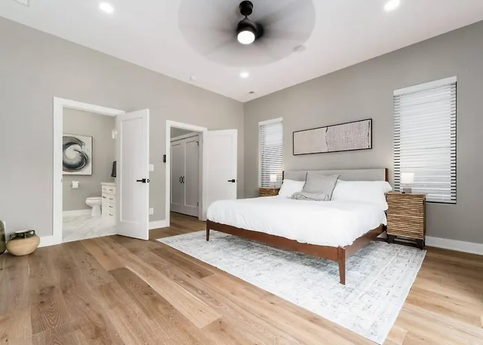 Сasa de vacaciones New Build Hot Tub Dtown Shortnorth *