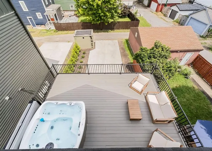 Сasa de vacaciones New Build Hot Tub Dtown Shortnorth *
