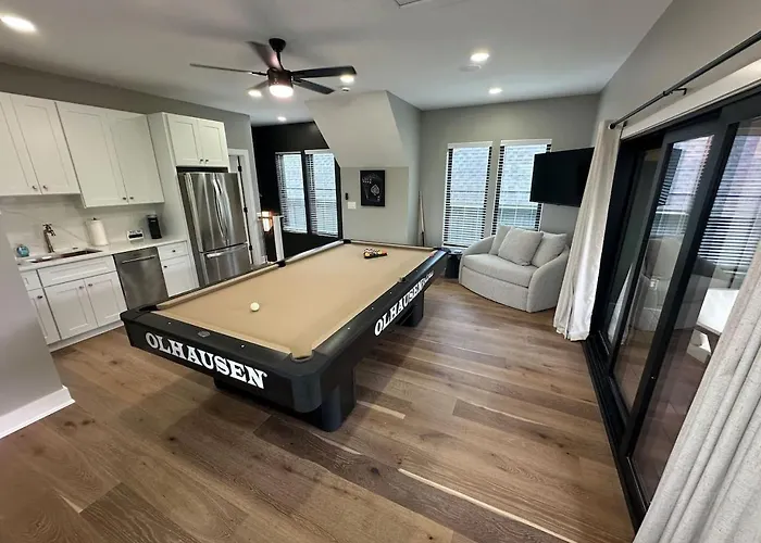 New Build Hot Tub Dtown Shortnorth Сasa de vacaciones Columbus